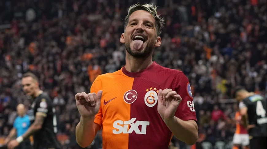 Dries Mertens Futbolu Bırakıyor mu? Okan Buruk’tan Sürpriz Karar!
