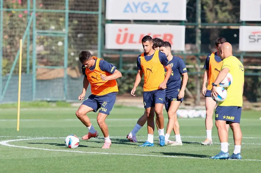 Fenerbahçe’de Tedesco Döneminin İlk İmzası: Bartuğ Elmaz