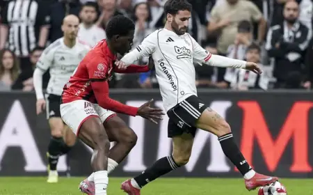 Beşiktaş’ta derbi öncesi müjde: Rafa Silva idmanda yer aldı