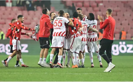 Samsunspor Avrupa ve Süper Lig’de Uçuşta: Namağlup Seri 11 Maça Çıktı